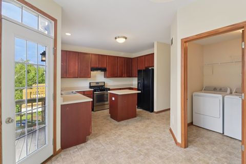 Tiny photo for 1475 W Sedgewood Court, Round Lake, IL 60073 (MLS # 12520232)