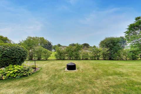 Tiny photo for 1711 Vermont Drive, Elk Grove Village, IL 60007 (MLS # 12727860)