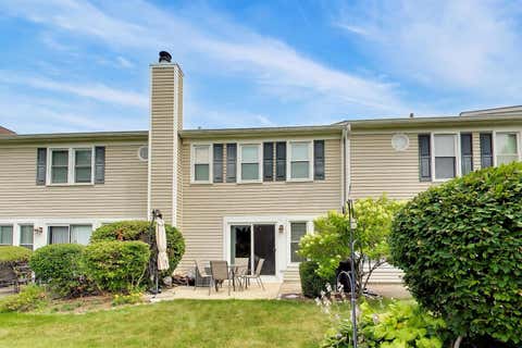 Tiny photo for 1711 Vermont Drive, Elk Grove Village, IL 60007 (MLS # 12727860)