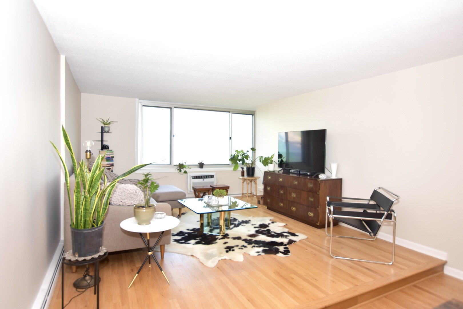 2144 N Lincoln Park West 24A