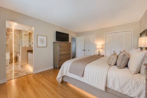 Tiny photo for 660 Versailles Circle #E, Elk Grove Village, IL 60007 (MLS # 12708924)
