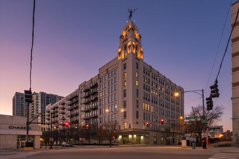 758 N Larrabee Street 208 Chicago IL 60610