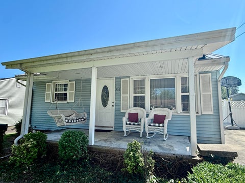 Tiny photo for 516 W 20th Street, Metropolis, IL 62960 (MLS # 12759356)
