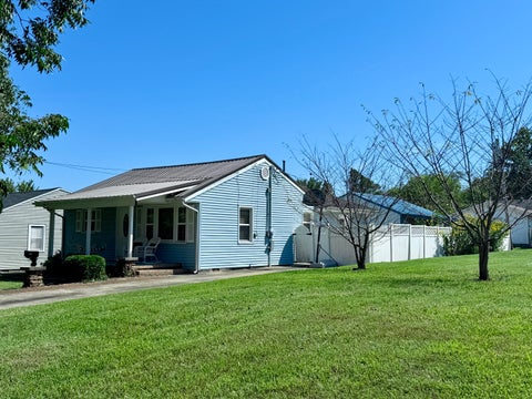 Tiny photo for 516 W 20th Street, Metropolis, IL 62960 (MLS # 12759356)