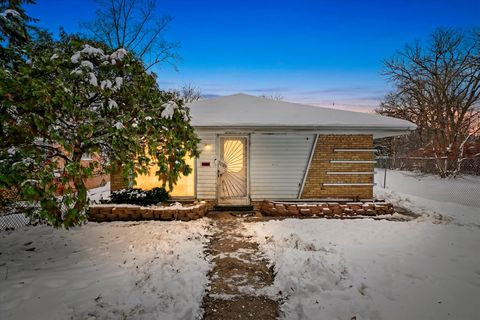 Tiny photo for 7006 S Woodlawn Avenue, Chicago, IL 60637 (MLS # 12523207)