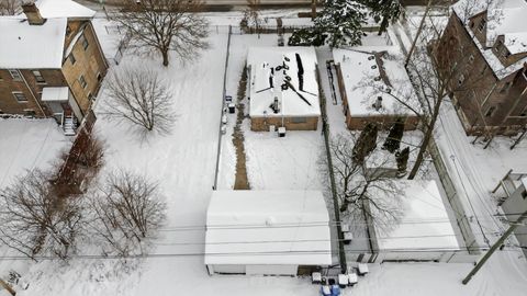 Tiny photo for 7006 S Woodlawn Avenue, Chicago, IL 60637 (MLS # 12523207)