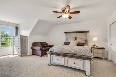 Tiny photo for 2890 TRAIL CREST Lane, Lindenhurst, IL 60046 (MLS # 12632531)