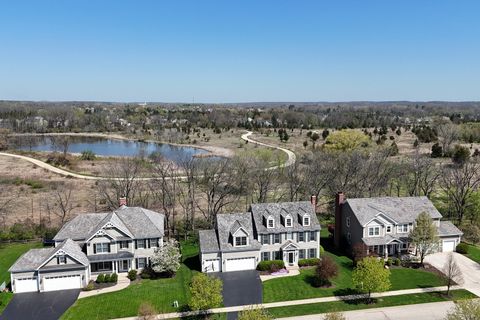 Tiny photo for 2890 TRAIL CREST Lane, Lindenhurst, IL 60046 (MLS # 12632531)