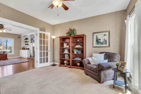 Tiny photo for 2890 TRAIL CREST Lane, Lindenhurst, IL 60046 (MLS # 12632531)