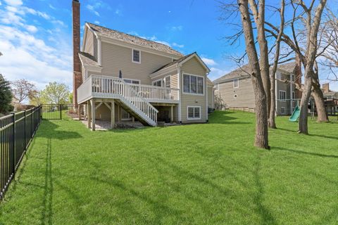 Tiny photo for 2890 TRAIL CREST Lane, Lindenhurst, IL 60046 (MLS # 12632531)