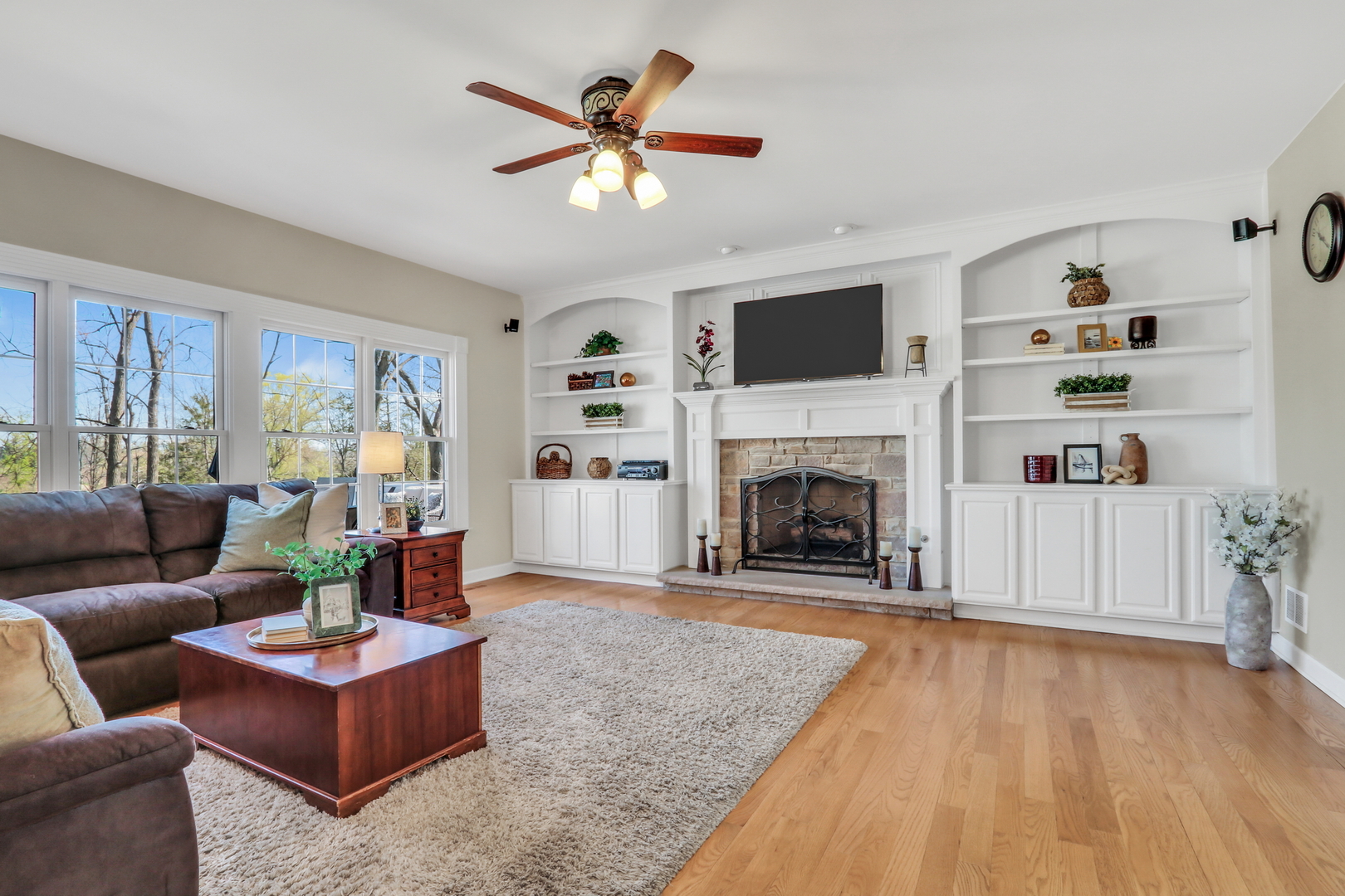 2890 TRAIL CREST Lane