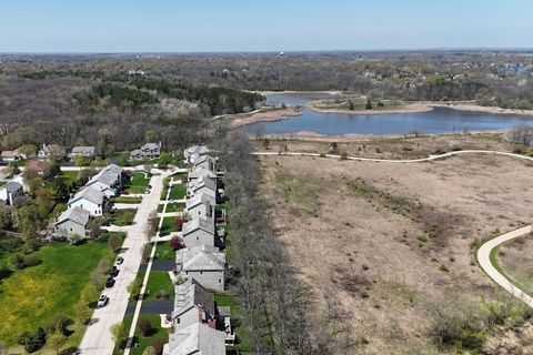 Tiny photo for 2890 TRAIL CREST Lane, Lindenhurst, IL 60046 (MLS # 12632531)