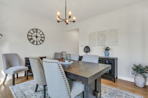 Tiny photo for 2890 TRAIL CREST Lane, Lindenhurst, IL 60046 (MLS # 12632531)
