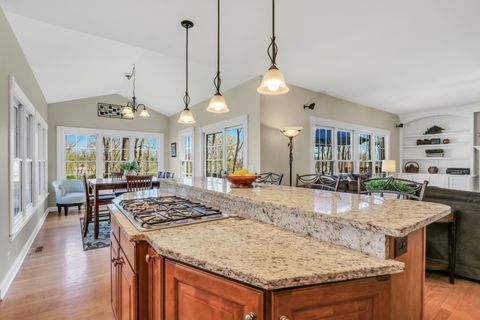 Tiny photo for 2890 TRAIL CREST Lane, Lindenhurst, IL 60046 (MLS # 12632531)