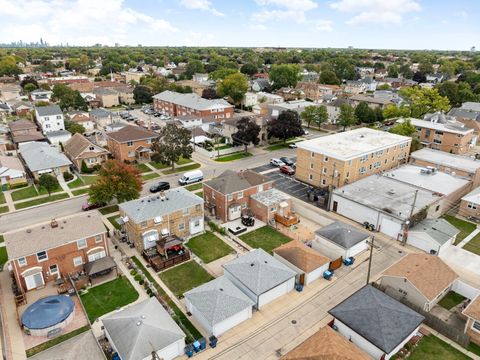 Tiny photo for 1514 N 22nd Avenue, Melrose Park, IL 60160 (MLS # 12495924)