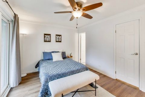 Tiny photo for 6443 Clarendon Hills Road #100d, Willowbrook, IL 60527 (MLS # 12493234)