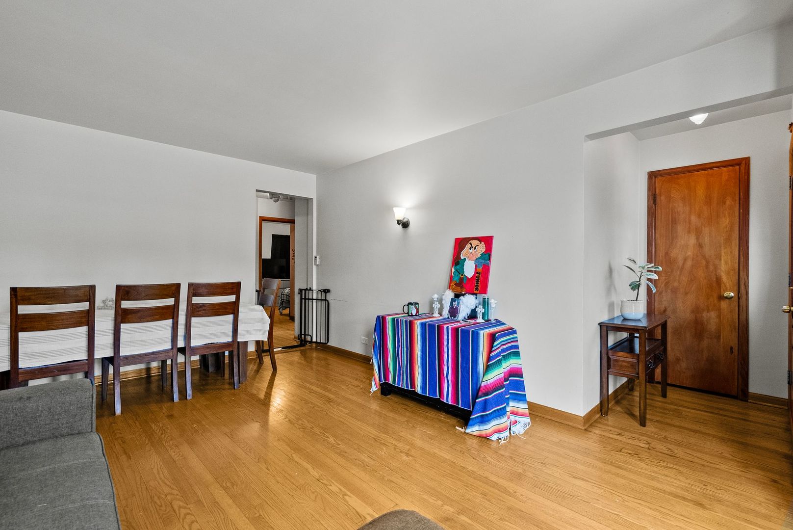 6332 N Mobile Avenue