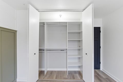 Tiny photo for 2515 E Olive Street #1C, Arlington Heights, IL 60004 (MLS # 12593127)