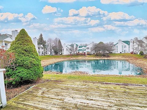 A home in Lake Bluff