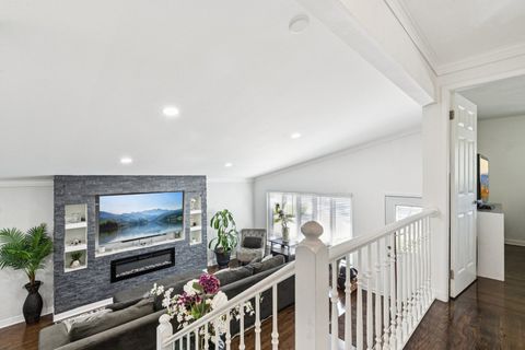 Tiny photo for 122 W HELEN Road, Palatine, IL 60067 (MLS # 12557289)