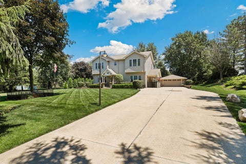 Tiny photo for 3S631 West Avenue, Warrenville, IL 60555 (MLS # 12718720)