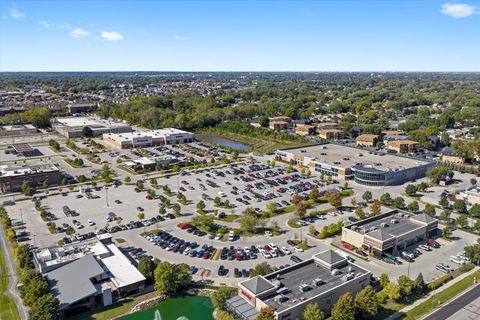 Tiny photo for 11001 Deblin Lane #203, Oak Lawn, IL 60453 (MLS # 12532755)