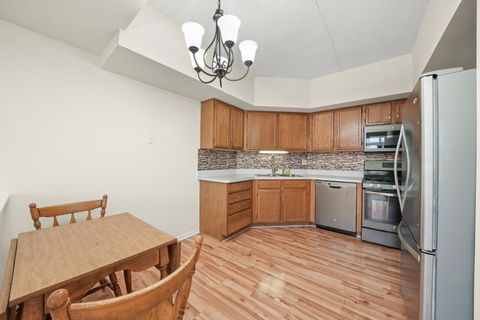 Tiny photo for 11001 Deblin Lane #203, Oak Lawn, IL 60453 (MLS # 12532755)
