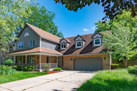 Single Family Residence in Gurnee IL 4079 KENWOOD Avenue.jpg