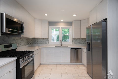 Tiny photo for 17903 Park Avenue, Lansing, IL 60438 (MLS # 12748366)