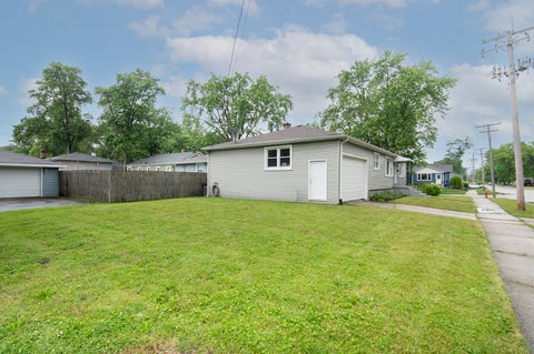 Tiny photo for 17903 Park Avenue, Lansing, IL 60438 (MLS # 12748366)