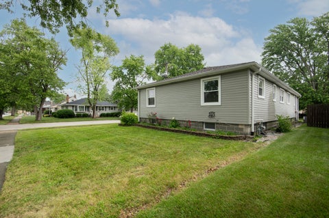 Tiny photo for 17903 Park Avenue, Lansing, IL 60438 (MLS # 12748366)