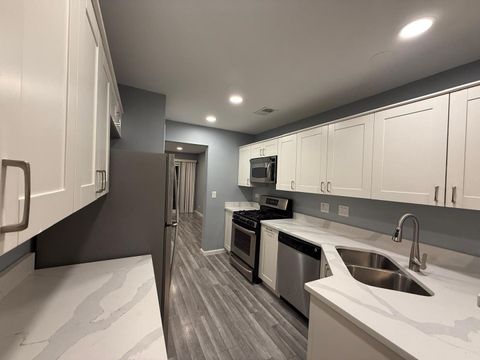 Tiny photo for 274 Sheffield Drive #274, Schaumburg, IL 60194 (MLS # 12632550)