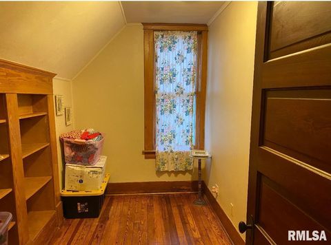 Tiny photo for 506 S 20TH Street, Murphysboro, IL 62966 (MLS # EB460292)