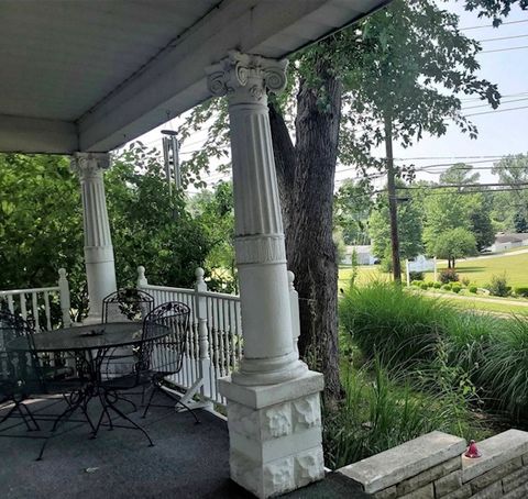 Tiny photo for 506 S 20TH Street, Murphysboro, IL 62966 (MLS # EB460292)