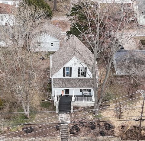 Photo of 506 S 20TH Street, Murphysboro, IL 62966 (MLS # EB460292)