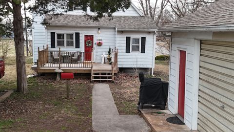 Tiny photo for 506 S 20TH Street, Murphysboro, IL 62966 (MLS # EB460292)