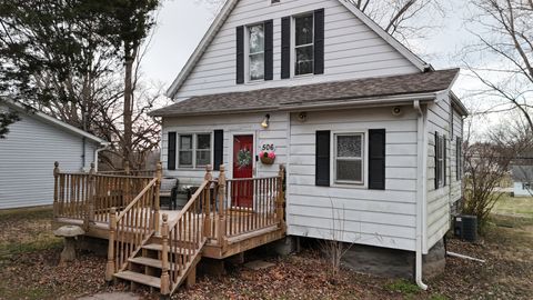 Tiny photo for 506 S 20TH Street, Murphysboro, IL 62966 (MLS # EB460292)