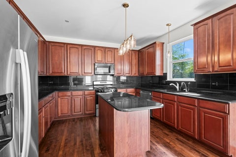 Tiny photo for 6065 Irene Drive, Hoffman Estates, IL 60192 (MLS # 12665480)