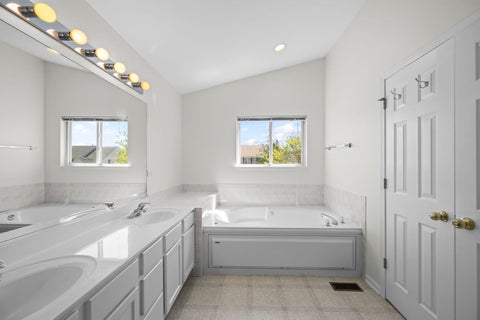 Tiny photo for 6065 Irene Drive, Hoffman Estates, IL 60192 (MLS # 12665480)