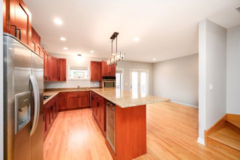 Tiny photo for 2833 S Broad Street, Chicago, IL 60608 (MLS # 11968360)