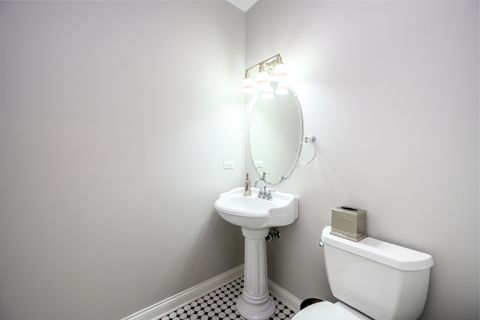 Tiny photo for 2833 S Broad Street, Chicago, IL 60608 (MLS # 11968360)