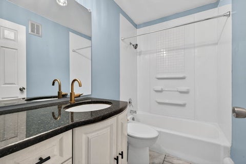 Tiny photo for 9540 Mayfield Avenue #S307, Oak Lawn, IL 60453 (MLS # 12744247)