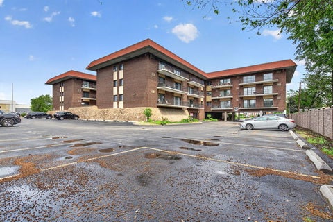 Tiny photo for 9540 Mayfield Avenue #S307, Oak Lawn, IL 60453 (MLS # 12744247)