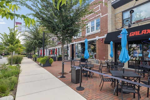 Tiny photo for 241 W Quincy Street, Westmont, IL 60559 (MLS # 12753171)