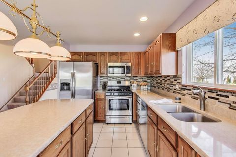 Tiny photo for 21436 W Larch Court, Plainfield, IL 60544 (MLS # 12433181)