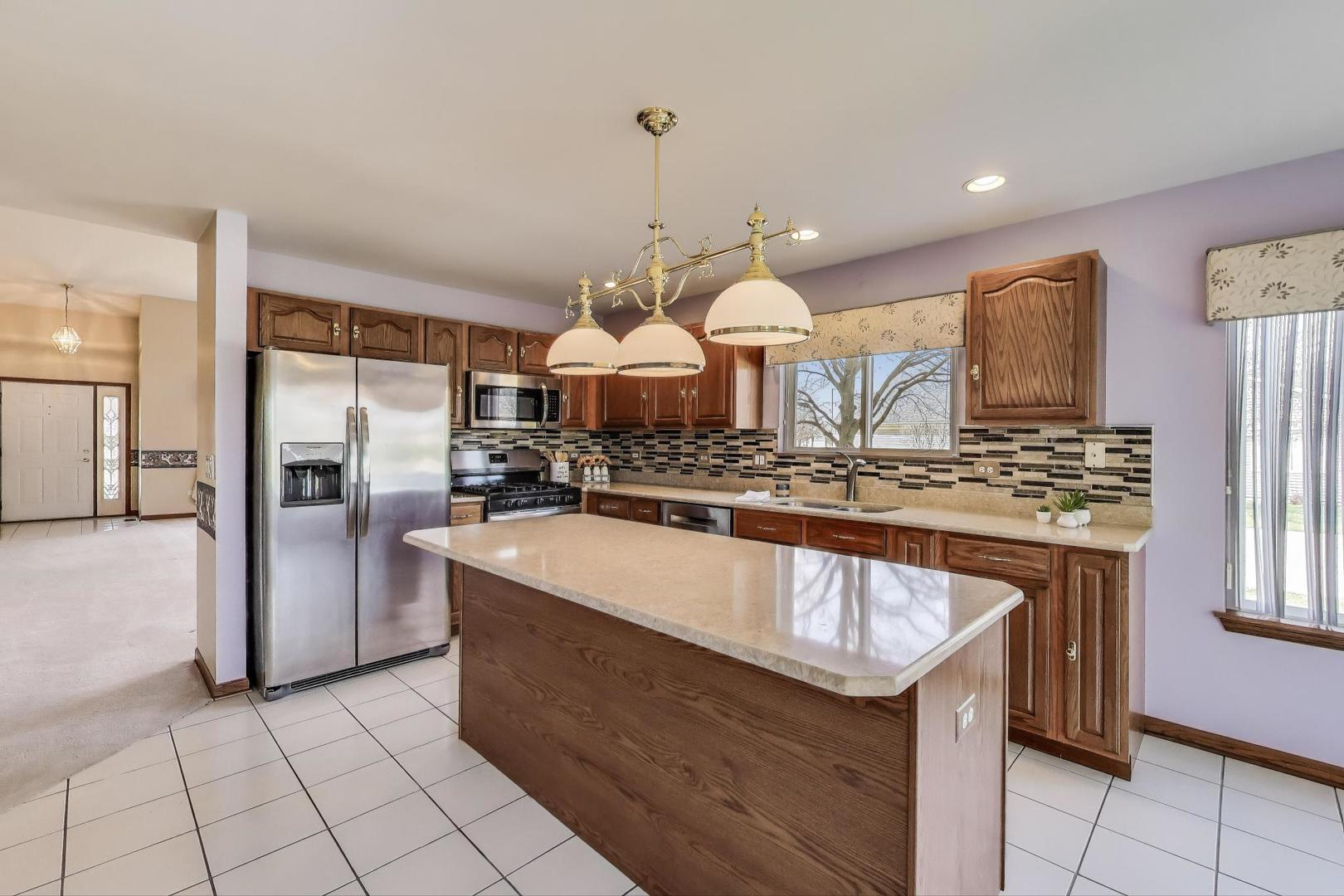 21436 W Larch Court