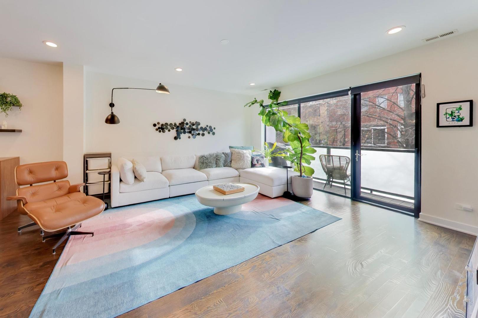 1727 N Winnebago Avenue