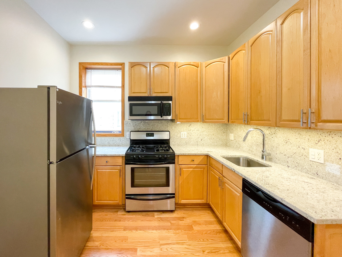 1613 W Berwyn Avenue 2