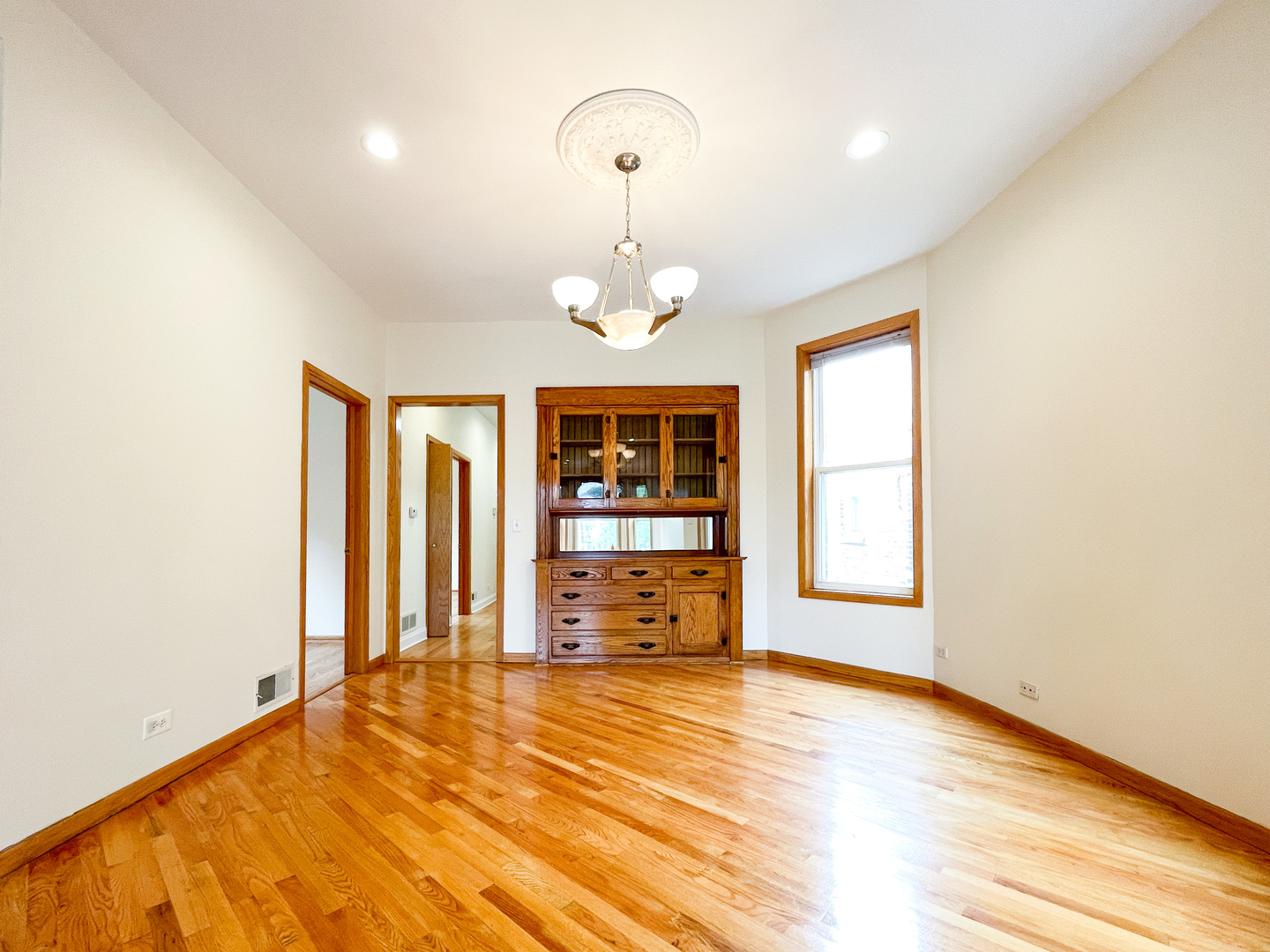 1613 W Berwyn Avenue 2