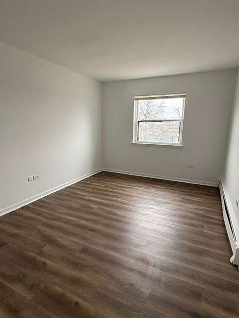 Tiny photo for 10148 S 84th Terrace #315, Palos Hills, IL 60465 (MLS # 12595324)